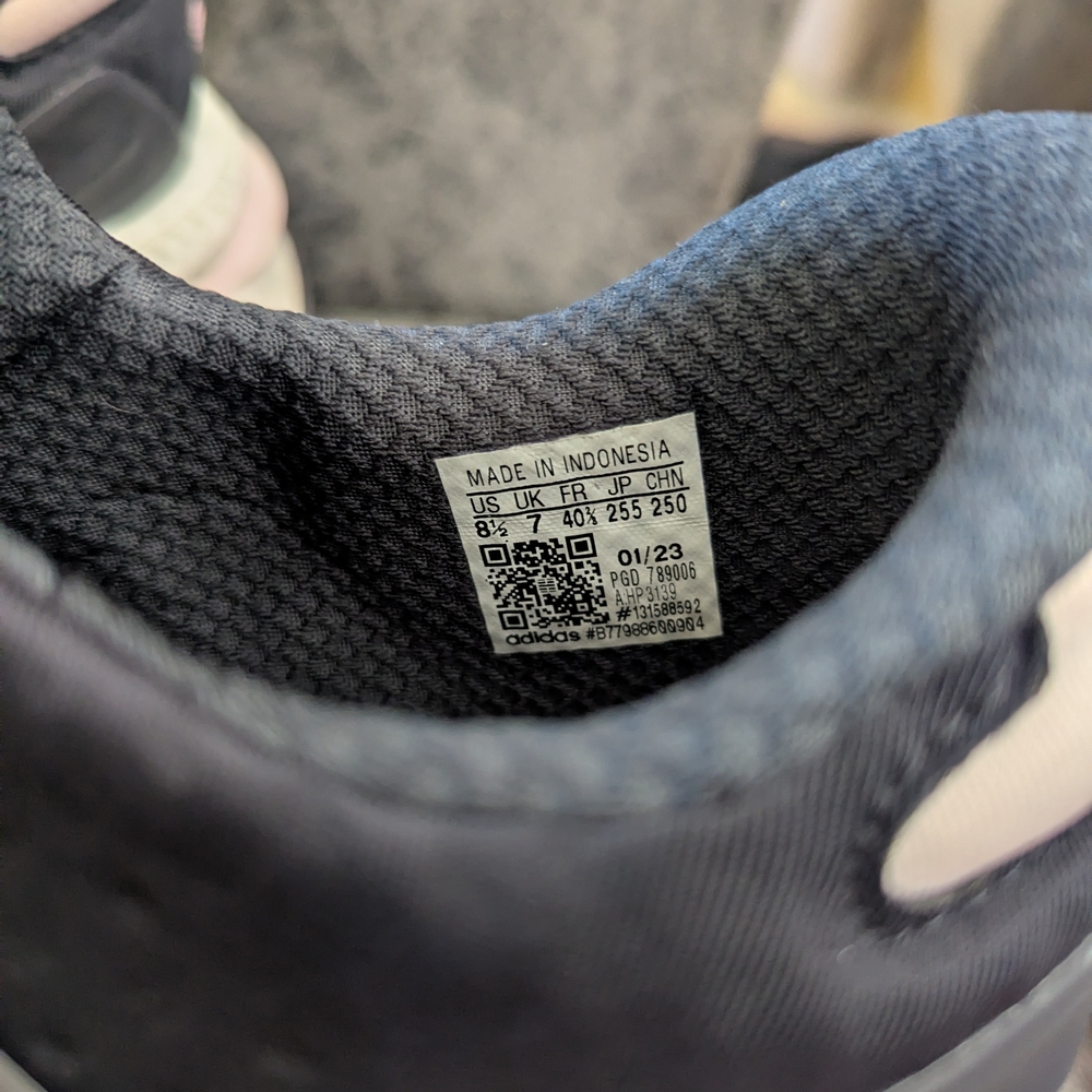 Adidas Black and Gray Sneakers - Picture 3 of 4
